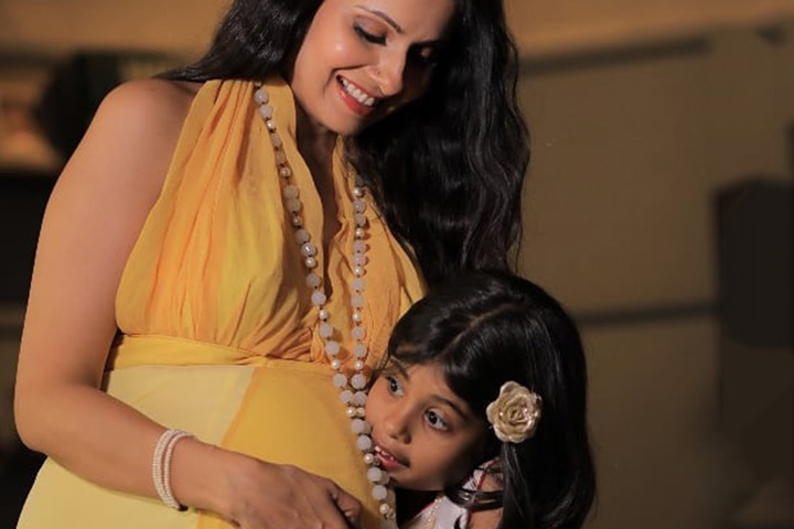Chhavi Mittal abenÃ§oado com um bebÃª