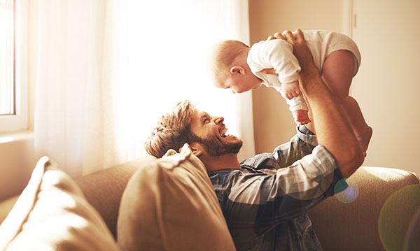 Como se relacionar com seu bebê: conselhos para pais