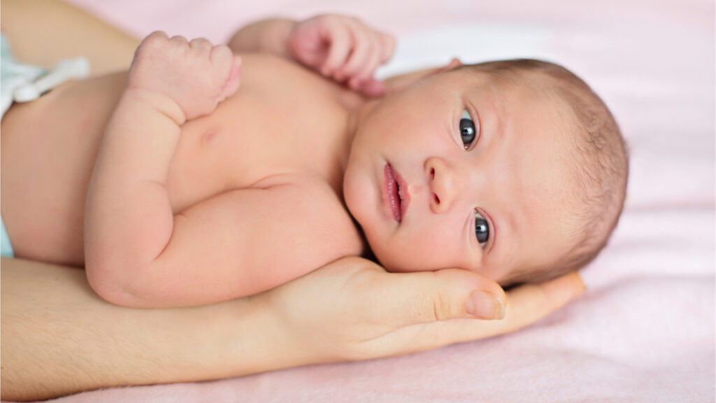 Não beije o bebê (e outras regras de senso comum a serem seguidas pelos recém-nascidos)