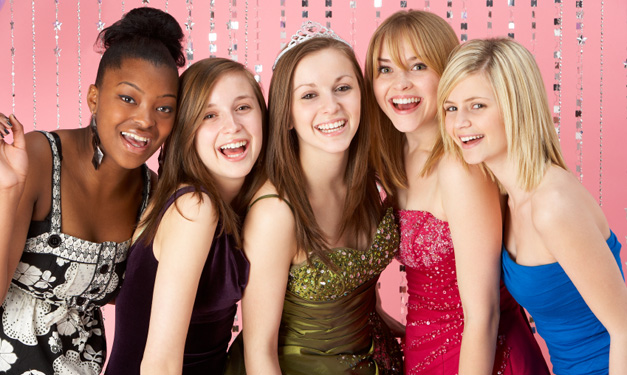 Teen Party Season 101: Como o consumo de menores de idade pode prejudicar pais e filhos